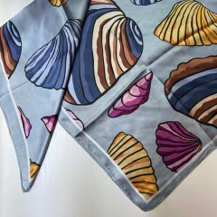 Imagen de Pañuelo 90x90 estampado