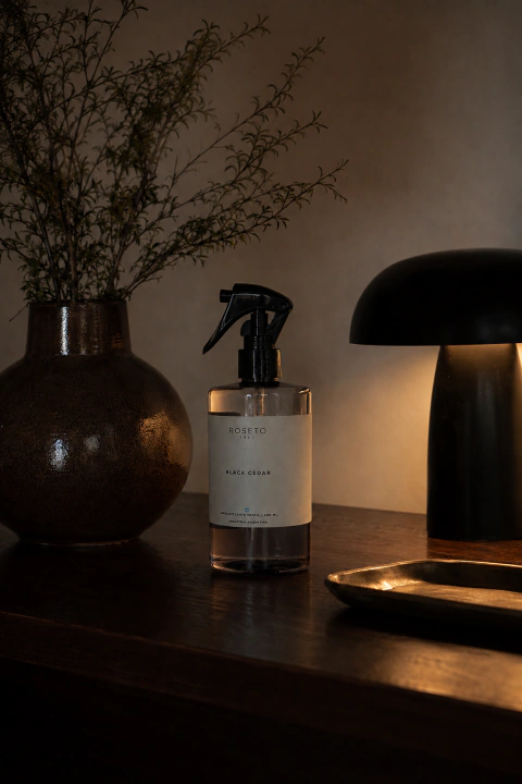 HOME SPRAY BLACK CEDAR