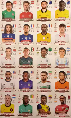 CAIXA COM 2 ALBUNS DE FIGURINHAS OURO COPA QATAR 2022 COMPLETOS - CAMISAS FAN CLUBE