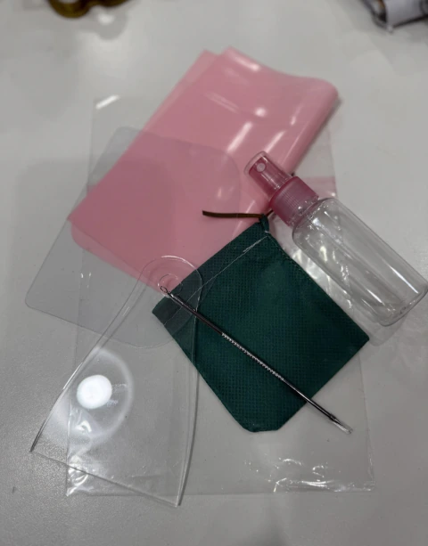 kit desmoldante para sprinkles y tecnica bicolor incluye espatula acrílica y atomizador) -