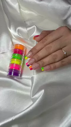 Imagem do Torre Neon - 6 cores