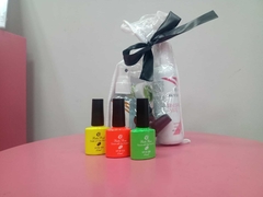Kit Blindagem e Esmaltação em Gel - Mini Kit Cuccio + Esmalte em gel Bella Rosa na internet