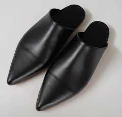 MULES | BLACK - PREVENTA - QÜERO