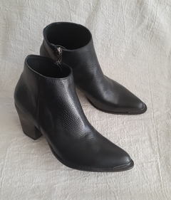 BOTAS PAZ BLACK en internet