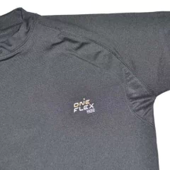 REMERA TÉRMICA MANGA LARGA NEGRA PODIO MUJER - ONE FLEX en internet
