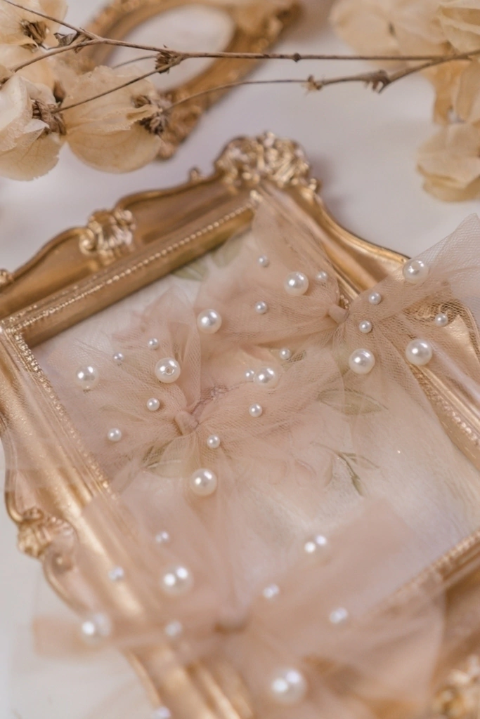 Laço Tule Pearls
