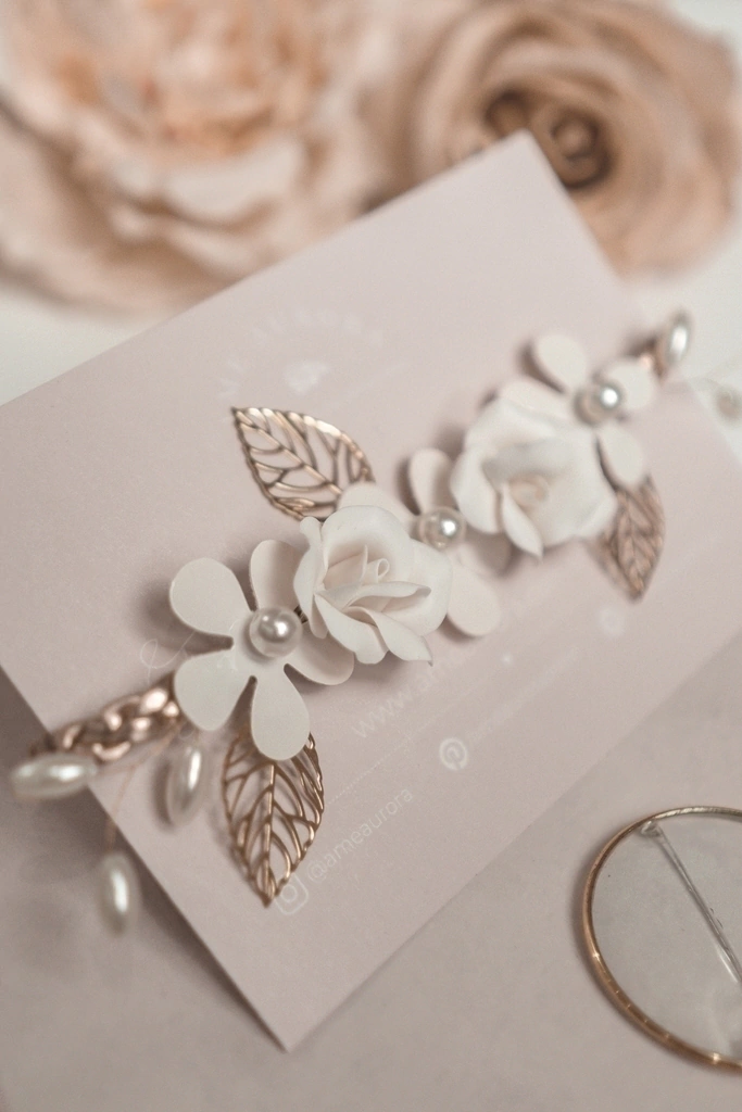 Headband romantic