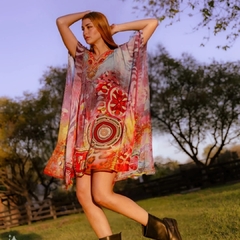 Poncho Carola Corto (gasa bordada) - tienda online