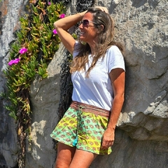 Short Nadine (seda Gold) en internet
