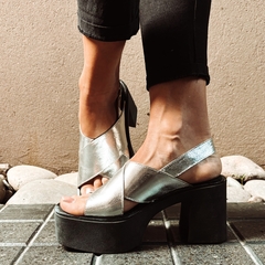 Sandalias Lola plata. - PAZINÉ