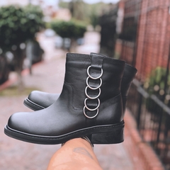 Bota Farina negra. - PAZINÉ
