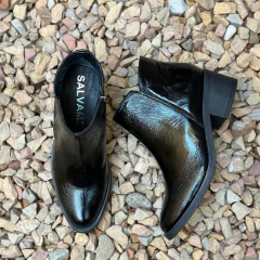 Botineta Fely charol - comprar online