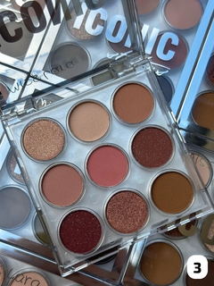 PALETA DE SOMBRAS X9 ICONIC - MISS LARA