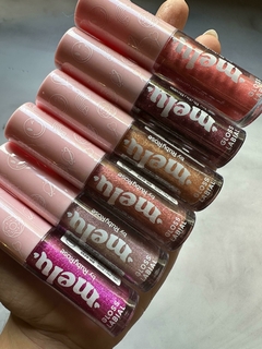 GLOSS CON GLITTER MELU - RUBY ROSE - tienda online