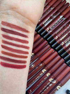 DELINEADOR DE LABIOS KARITE MATTE - NUEVO en internet