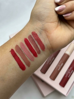 SET DE LABIALES PROFESIONAL MAKEUP X6 - MISS LARA en internet