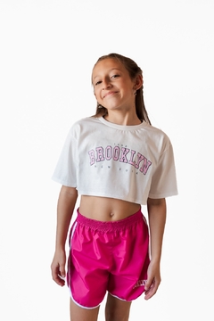 REMERA BROOKLYN ROSA - NIÑA 8 AL 16