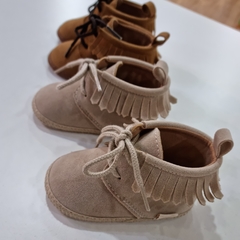 ZAPATITOS CON FLECOS SUELA -T15- - BABY CATALINA