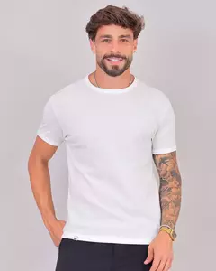 Camiseta Henry OFF WHITE - M. ARTT - Loja Matheus Ribeiro