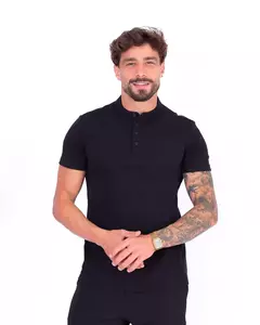 CAMISETA JHOW PRETA - M. ARTT - comprar online
