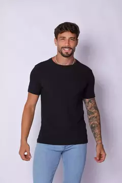 Camiseta Noah PRETO - M. ARTT