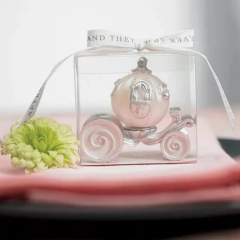 Vela carroza importada souvenir en internet