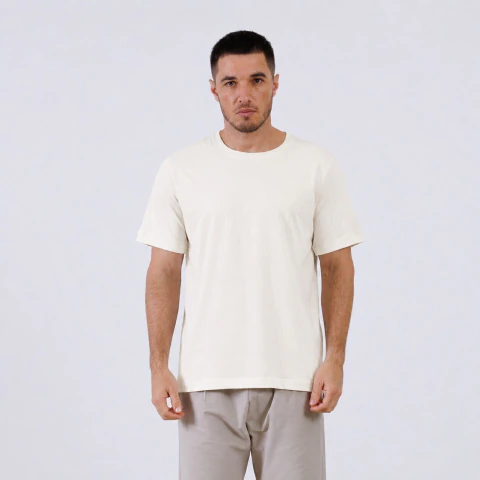 T-SHIRT REGULAR ECO AUTHENTICATED na internet