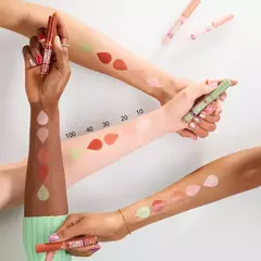 Essence Cosmetics Correct & Conceal – Corrector Verde Anti Rojeces - BBK Makeup Importado