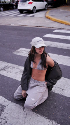 Jogger Drip Grey en internet