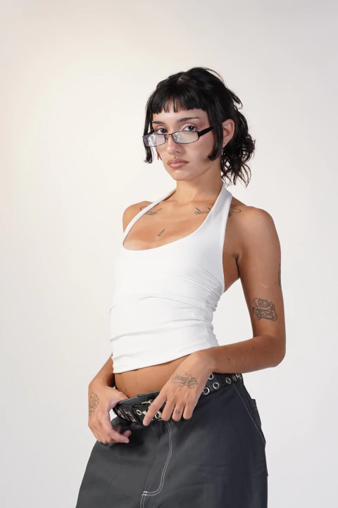 Top basic white