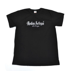 REMERA MEDINA ARTIGAS NEGRA