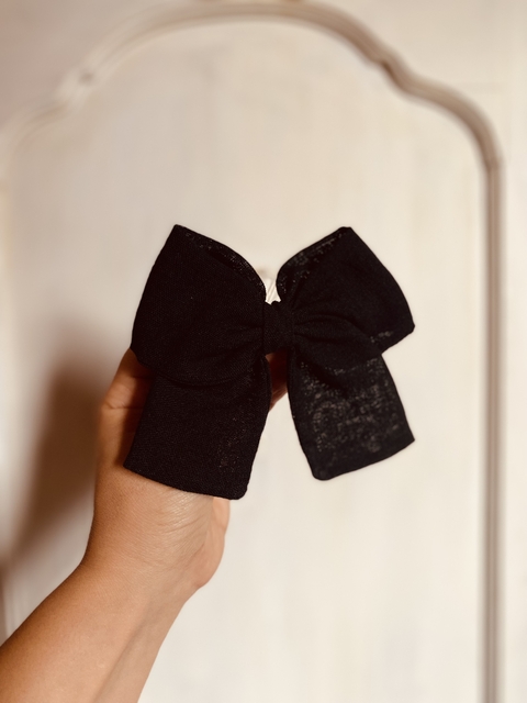 Pinza moño mediano LINDA negro - comprar online