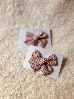 Par de Colitas chicas PUNTILLE (bordo y rosa)