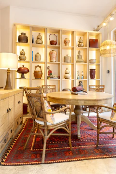 Mesa de comedor Aust en internet