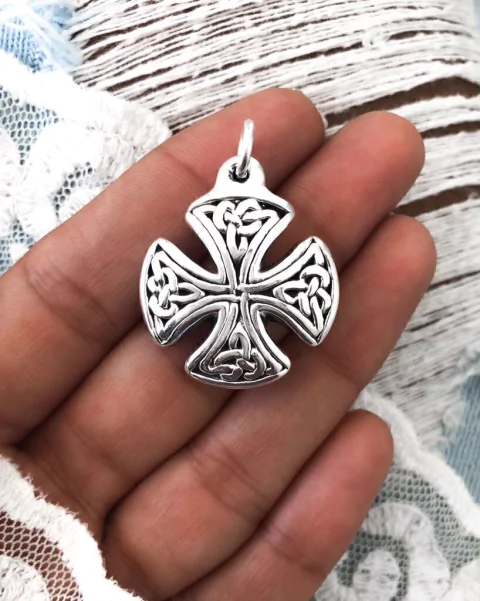 DIJE COPTA LABRADA 3CM