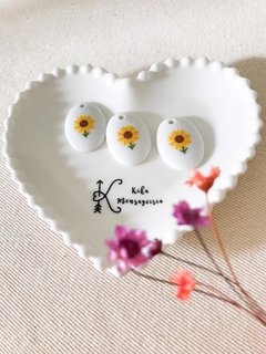 Pingente em porcelana "Girassol" 1,8cm - loja online