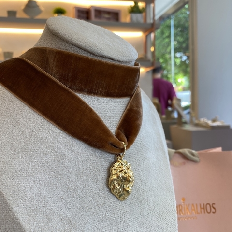 Cl 0309-1: Choker fita dupla com pingente.
