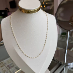 Cl 0363-1: Colar de pérolas extra longo. Semijoias.