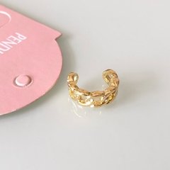Piercing corrente, banho ouro. Semijóia.