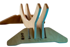 SAW DUST PIE PORTA BICI MADERA GUATAMBU - comprar online