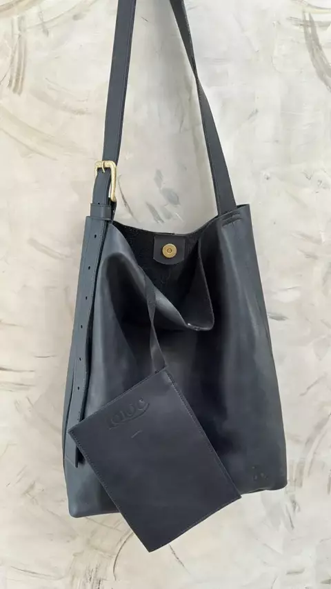 Roble tote cuero