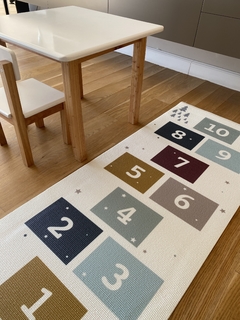 PLAY MAT