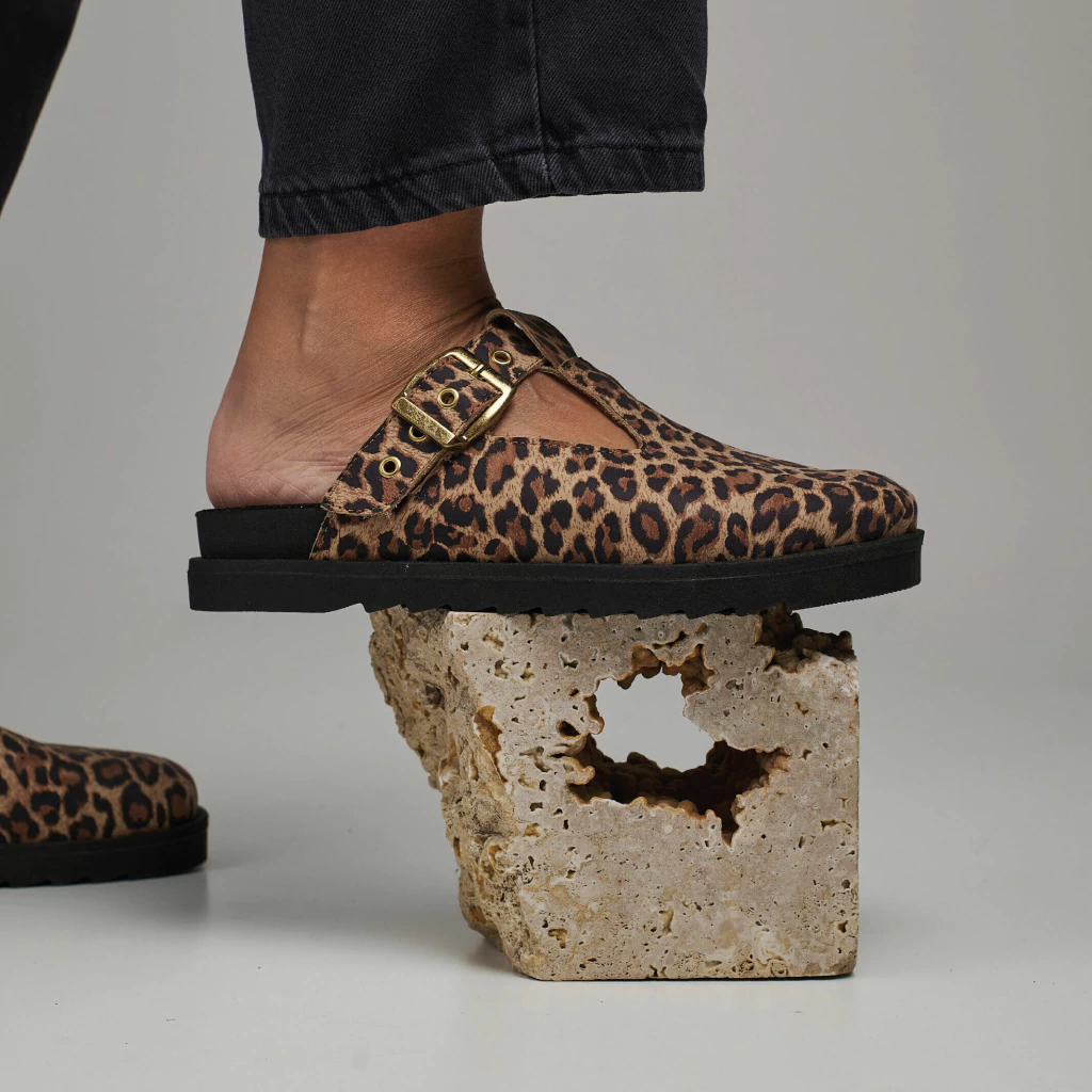 Azami Leopardo