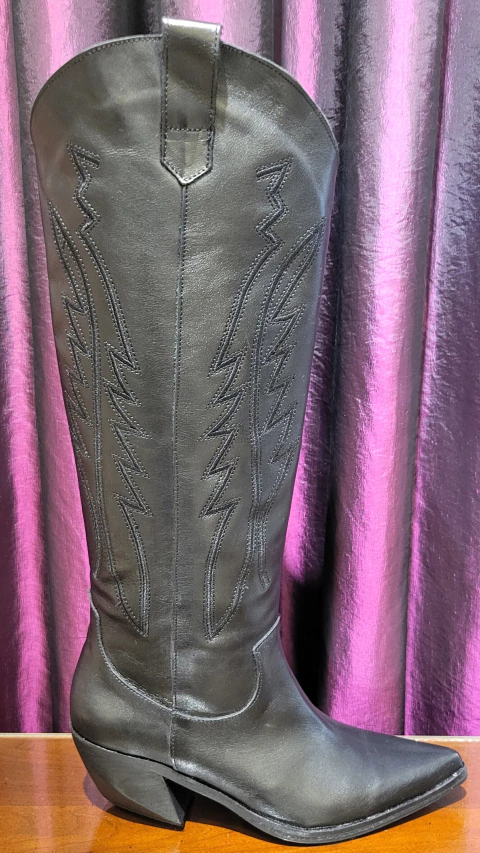 BOTA CINEY