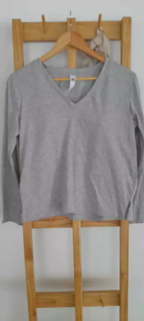 REMERA MANGA LARGA #1