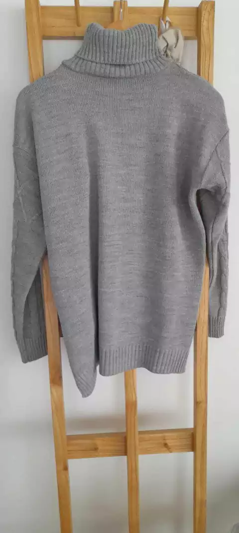 SWEATER CUELLO ALTO