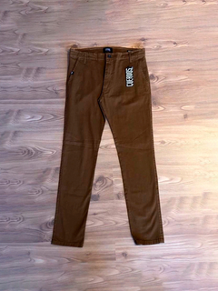 Pantalon Cuerdos Chino Marron