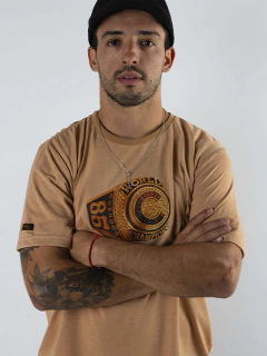 Remera Champion Ocre en internet