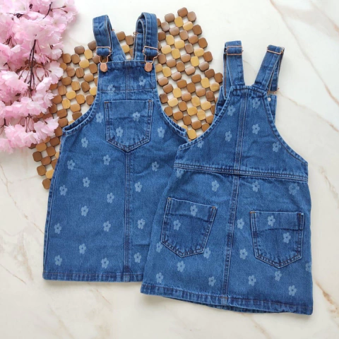 Jardineira vestidinho