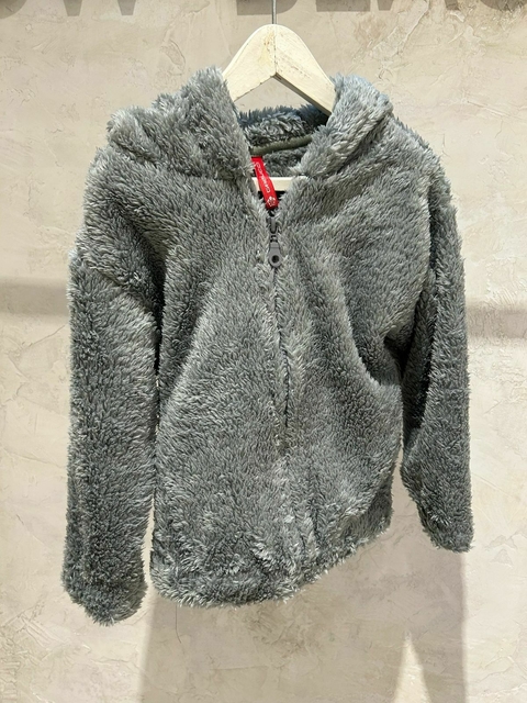 15714-CAMPERA PELUCHE CON NENA